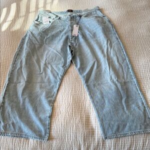 Lee Women’s Relaxed Fit Light Blue Jeans